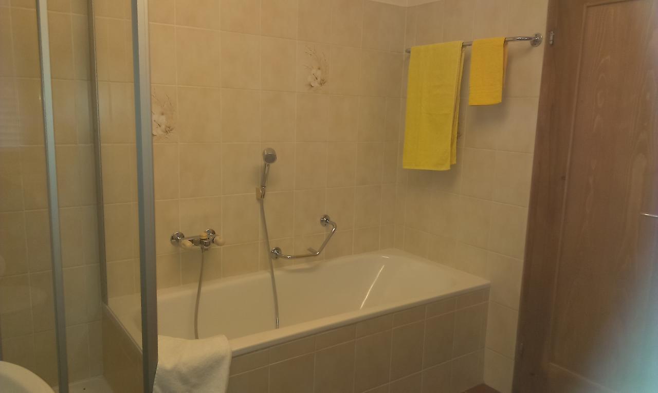 Casa Vacanza Ponte Aino พอสเชียโว ภายนอก รูปภาพ
