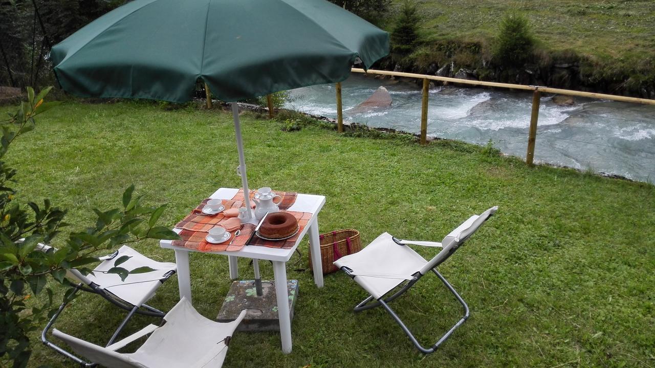 Casa Vacanza Ponte Aino พอสเชียโว ภายนอก รูปภาพ